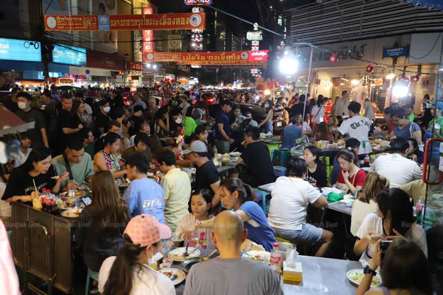 Hidden Dragon Yaowarat Road X Apartment กรุงเทพมหานคร ภายนอก รูปภาพ
