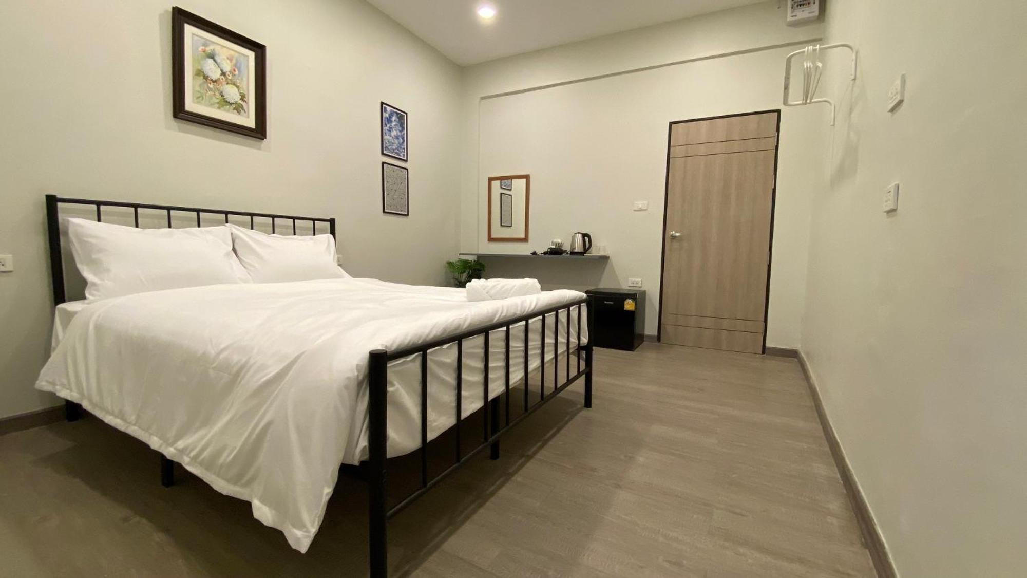 Hidden Dragon Yaowarat Road X Apartment กรุงเทพมหานคร ภายนอก รูปภาพ