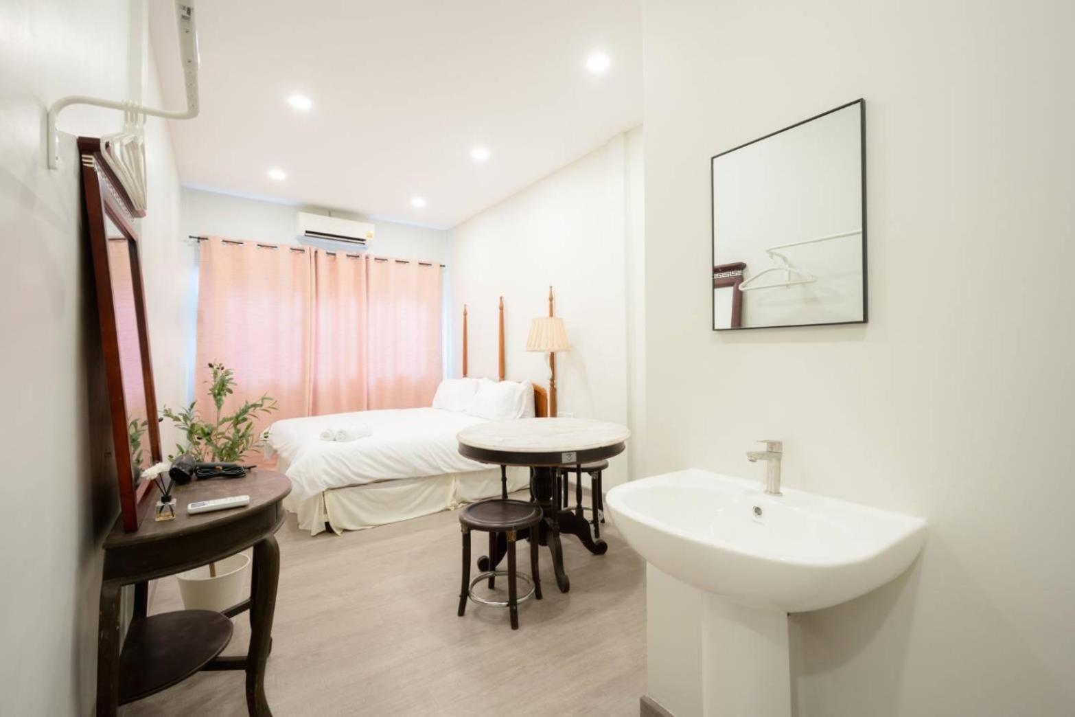 Hidden Dragon Yaowarat Road X Apartment กรุงเทพมหานคร ภายนอก รูปภาพ